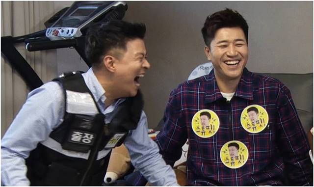 방송인 김생민이 김생민의 영수증에 출연한 김종민 때문에 스튜핏 삼각지대를 완성했다. /KBS 제공