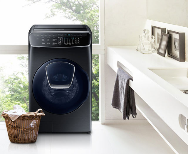 삼성전자서비스센터는 홈페이지를 통해 세탁기가 얼었을 때 해동하는 방법에 대해 소개하고 있다. /삼성전자 제공
