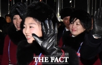 [TF포토] 앳된 미소 짓는 북한 렴대옥