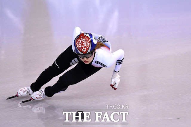 최민정이 한국 여자 쇼트트랙 사상 처음으로 여자 500m에서 금메달 사냥에 나선다. /남윤호 기자