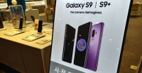  [TF초점] 막 오른 스마트폰 대전…갤럭시S9·V30S씽큐 예약 판매 돌입