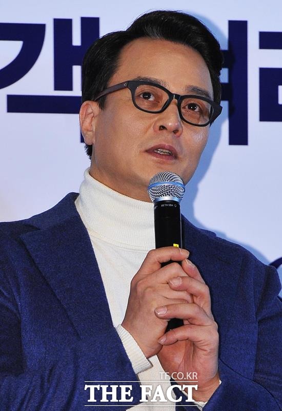 경찰 출두를 앞두고 있는 조민기는 지인들에게 전화를 걸어 실망을 끼쳐드려 죄송하다는 입장을 밝힌 것으로 확인됐다. /더팩트 DB