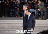 [TF포토] 이명박 '역대 다섯 번째 검찰 출석 대통령'