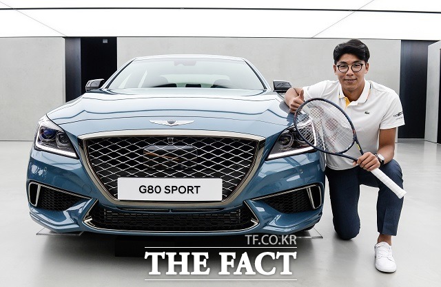 현대자동차의 고급차 브랜드 제네시스가 오는 2022년까지 5년 동안 테니스 선수 정현을 후원한다. /제네시스 제공