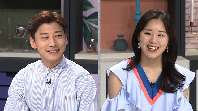 이날 곽윤기(왼쪽)와 김아랑은 MC 김성주의 열애설(?) 지적에 웃음을 참지 못했다. /JTBC 제공