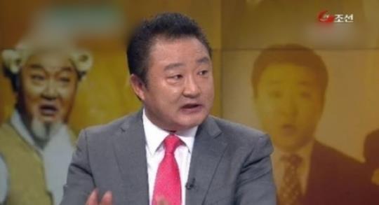 이재포는 개그맨으로 출발해 연기자로 영역을 넓혔고, 다시 기자로 변신한 뒤 국회의원 선거에도 출마했다. /TV조선 캡쳐