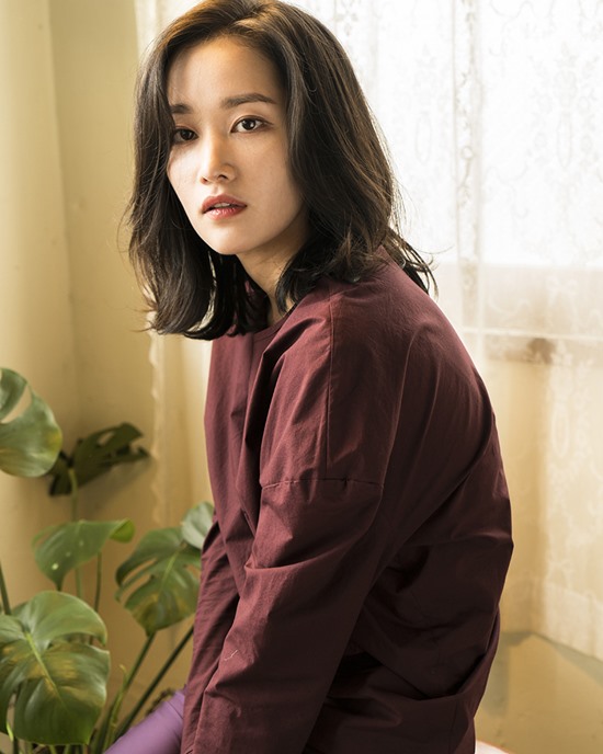 영화 버닝 주연배우 전종서. 전종서는 23일 서울 종로구 팔판길 한 카페에서 더팩트와 인터뷰를 했다. /CGV아트하우스 제공