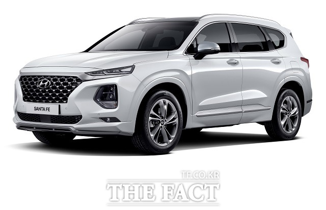 현대차가 4일 신형 싼타페의 스폐셜 모델 싼타페 인스피레이션을 출시했다고 4일 밝혔다. /현대차 제공
