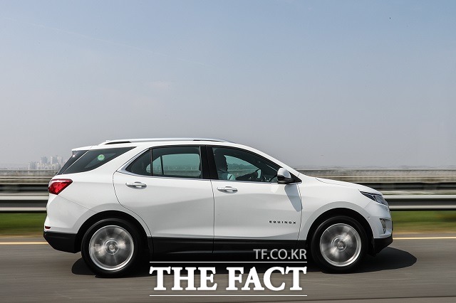 이쿼녹스에 탑재된 1.6ℓ 에코텍 디젤엔진은 136마력의 최고출력, 32.6kg.m의 최대토크의 성능을 발휘한다.