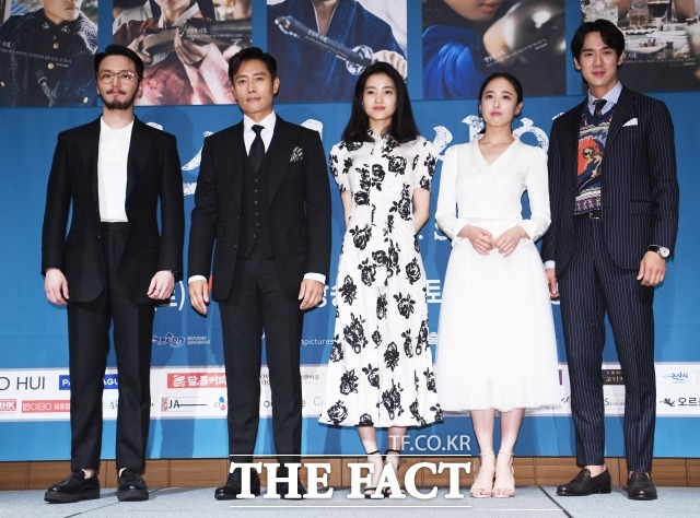 미스터 션샤인 주역들. 미스터 션샤인은 신미양요 때 군함에 승선해 미국에 떨어진 한 소년이 미국 군인 신분으로 자신을 버린 조국인 조선으로 돌아와 주둔하며 벌어지는 일을 그리는 드라마다. /배정한 기자