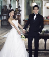  '17세 연상연하' 미나♥류필립, 7일 결혼 