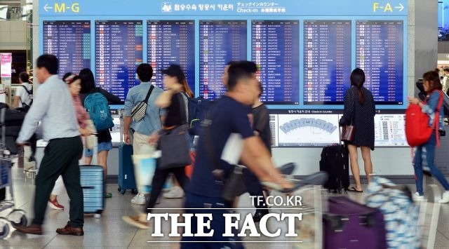 인천국제공항 제1여객터미널에 이르면 이달 말부터 국제운전면허증 발급소가 개설된다. /더팩트 DB