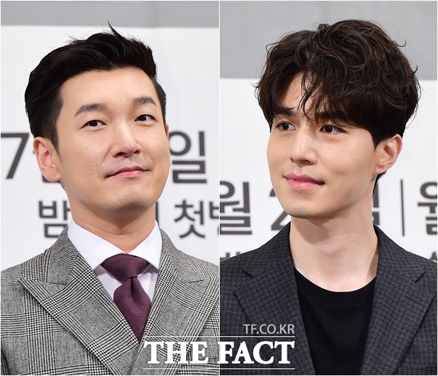 배우 조승우(왼쪽)과 이동욱이 23일 오후 서울 강남구 임피리얼팰리스 호텔에서 열린 JTBC 새 월화특별기획드라마 라이프 제작발표회에 참석해 포토타임을 갖고 있다. /강남=남용희 기자