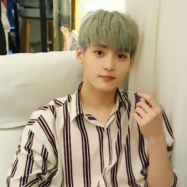 스펙트럼 김동윤 사망. 27일 스펙트럼 김동윤이 20세 나이로 세상을 떠났다. /김동윤 인스타그램