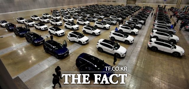 국내 완성차 업계에서 넘버3를 다투는 한국지엠과 르노삼성자동차가 지난달 차량 판매에서 부진한 실적을 거둔 반면 쌍용자동차는 유일하게 판매량이 증가했다. /더팩트 DB