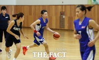 [TF포토] '웃음이 가득합니다!'…훈련하는 여자 농구 남북단일팀