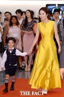 [TF포토] 전혜빈 '세월 비껴가는 동안 미모'