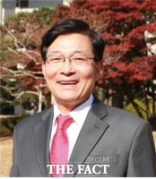  文대통령, 군사망사고진상규명위원장에 이인람 변호사 내정