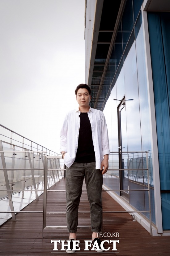 배우 이민웅은 더팩트와 인터뷰에서 현장에 나가는 게 재밌었다고 목격자 촬영 당시를 회상했다. /이선화 기자