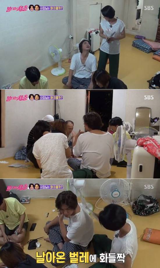 박선영(위 오른쪽)은 불타는 청춘 녹화장에 도착하자마자 소속사 사장인 임재욱에게 다가갔다. /SBS 불타는 청춘 캡처