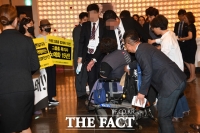 [TF사진관] 박능후 장관 향한 '복지의 볼멘소리'