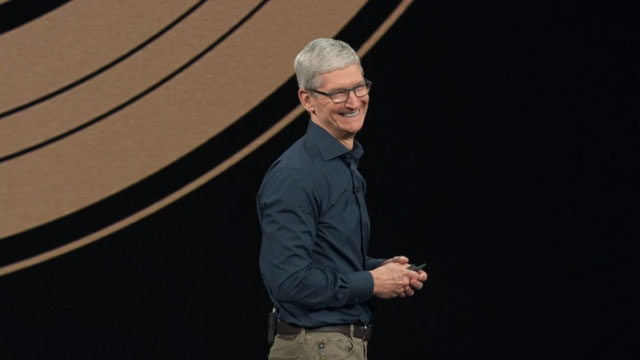 팀 쿡 애플 최고경영자가 신형 아이폰 3종을 소개하고 있다. /애플 영상 캡처