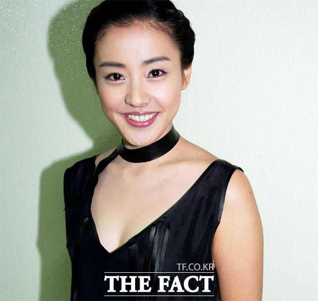 결혼 10년5개월만의 파경. 배우 박은혜가 14일 소속사를 통해 남편과 성격차이로 각자의 길을 가게 됐다고 공식입장을 밝혔다. /더팩트DB