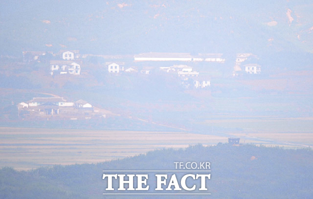 물안개 자욱한 개풍군 일대