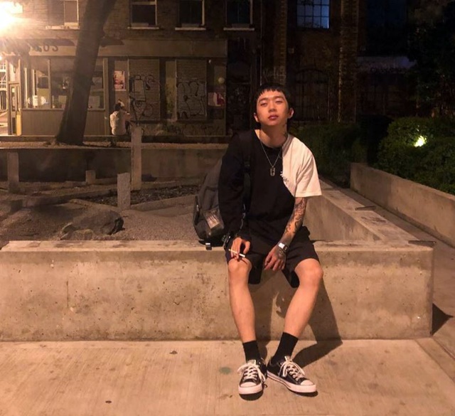 진솔한 가사로 사랑받는 우원재. /우원재 SNS