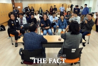 [TF포토] 인강학교 학부모, '서울시교육청 관계자들과 면담'