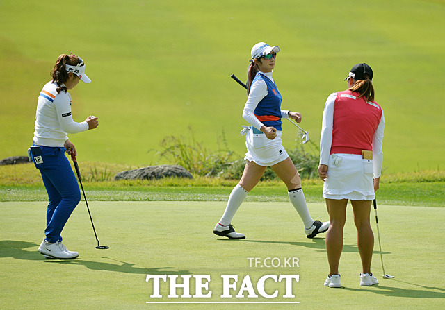 선두권인 이소영, 배선우, 인주연(왼쪽부터)