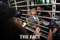  [TF현장] 김성태 급습에 서울시청 '마비'…의원들은 프리패스(?) (영상)