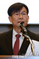 [TF포토] 공정거래정책 설명하는 김상조 위원장