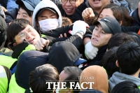 [TF사진관] '노량진 구시장 강제집행' 격렬한 충돌