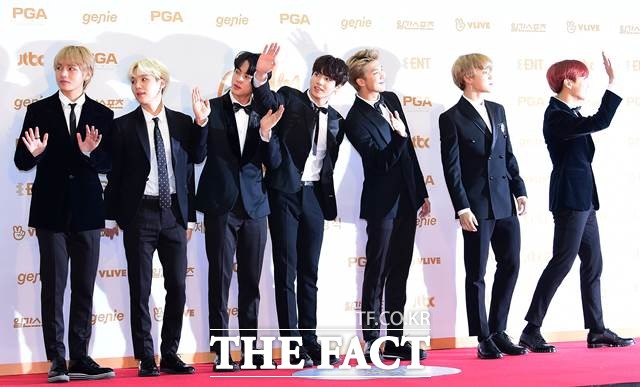 방탄소년단의 LOVE YOURSELF 結 Answer 앨범이 미국 빌보드 200에서 9주 연속 차트인하는 기염을 토했다./더팩트 DB