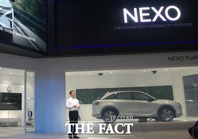 박종진 현대차 연료전지시험개발실 실장은 6일 중국 상하이 국가회의전람센터에서 열린 제1회 중국 국제 수입박람회에서 미래 수소 사회에 대한 비전을 중국 시장에 전했다.