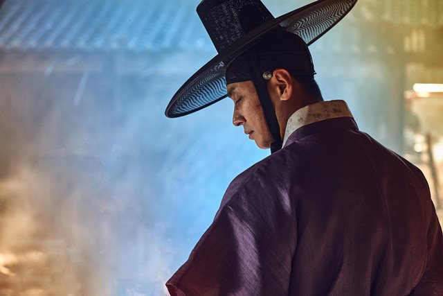 배우 주지훈은 오는 2019년 1월 공개되는 넷플릭스 오리지널 드라마 킹덤에서 왕세자 이창으로 분해 열연을 펼친다. /넷플릭스 제공