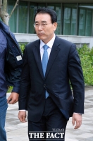  조용병 회장, 신한은행 채용비리 혐의 부인…