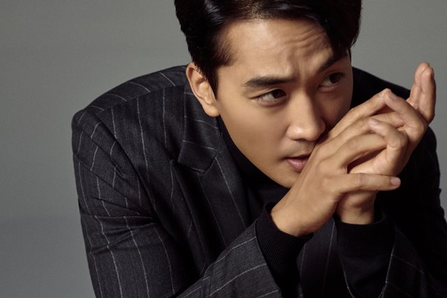 배우 송승헌은 지난 11일 종영한 OCN 플레이어에서 천재 사기꾼 강하리 캐릭터로 분해 활약하면서 연기에 대한 재미를 느꼈다고 말했다. /더좋은이엔티 제공