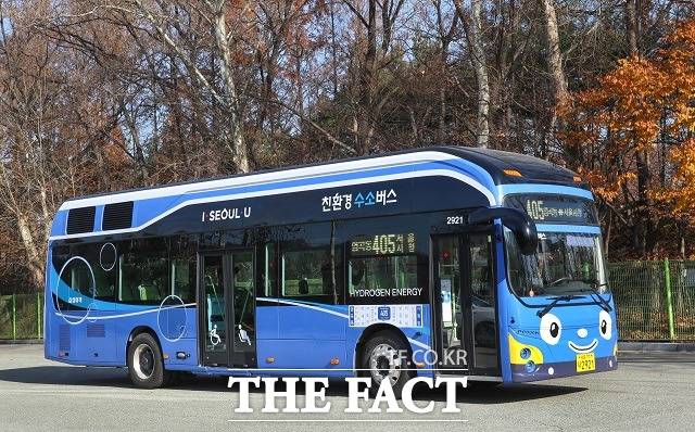 현대자동차는 신형 수소전기버스가 21일부터 서울시의 시내버스 정규노선에 시범 투입된다고 21일 밝혔다. /현대자동차 제공