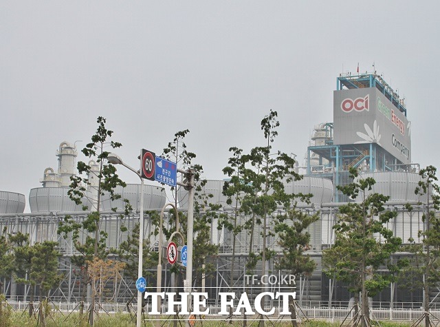 OCI 군산공장은 2015년부터 올해 11월까지 총 6번의 가스 누출로 인한 화재 사고가 발생했다. 사진은 OCI 군산공장 전경. /뉴시스