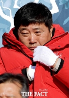 [TF사진관] '양신' 양준혁, '화난 거 아니에요, 추워서 그래요'