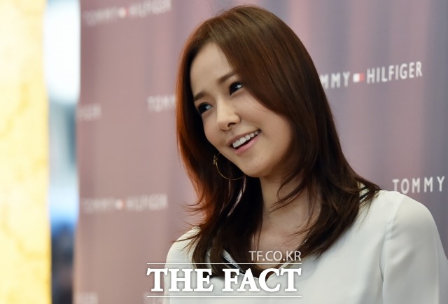 손태영의 소속사 H8엔터테인먼트는 이같은 논란에 재빨리 해명하고 나섰지만, 대중의 분노는 가라앉지 않는 모양새다. /이새롬 기자