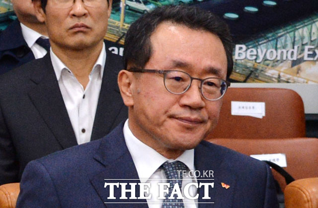 8년 동안 SK건설을 이끌었던 조기행 부회장은 경영 일선에서 물러나기로 결정했다. /더팩트 DB