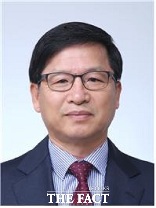 문재인 대통령은 중앙선거관리위원회 위원에 조해주(사진) 국민대학교 정치대학원 겸임교수를 지명했다고 청와대가 13일 밝혔다. /청와대 제공