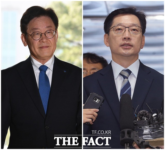 선거법 위반 혐의로 재판을 받고 있는 김경수 경남지사(오른쪽)가 직권남용·허위사실 공표 혐의 등으로 최근 기소된 이재명 경기지사가 당직 포기를 선언하자 뒤늦게 백의종군 하겠다고 밝혔다. /이새롬·이덕인 기자