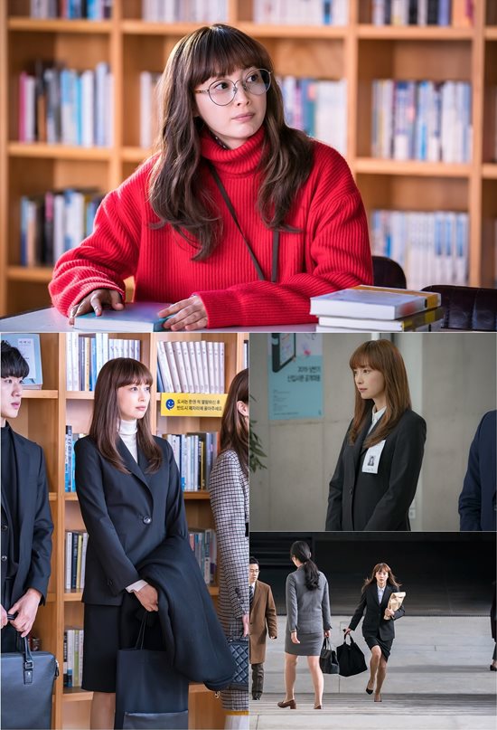 배우 이나영은 케이블 채널 tvN 새 토일드라마 로맨스는 별책부록에서 강단이 캐릭터로 분한다. /tvN 제공