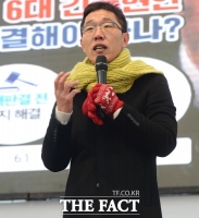  [강일홍의 연예가클로즈업] 김제동은 왜 KBS의 '뜨거운 감자'가 됐나