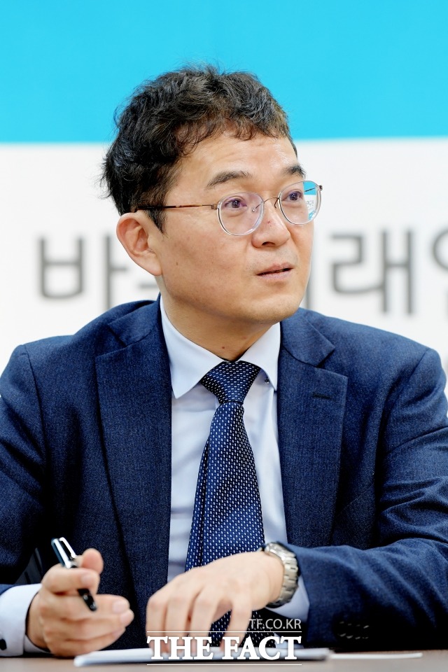 홍 원장은 정책은 진리를 추구하는 게 아니라 일리를 추구해야 한다라며 선거제도 개혁의 필요성을 역설했다. /이선화 기자