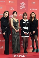 [TF포토] 마마무, '레드카펫 압도하는 걸크러시'